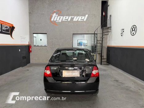 FIESTA 1.6 SE Sedan 16V