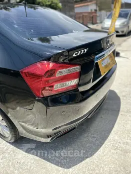 CITY 1.5 LX Sedan 16V