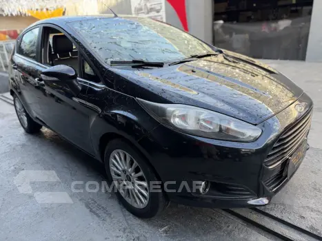 FIESTA 1.6 TITANIUM HATCH 16V FLEX 4P POWERSHIFT