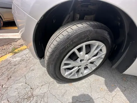 LOGAN 1.0 12V SCE Life