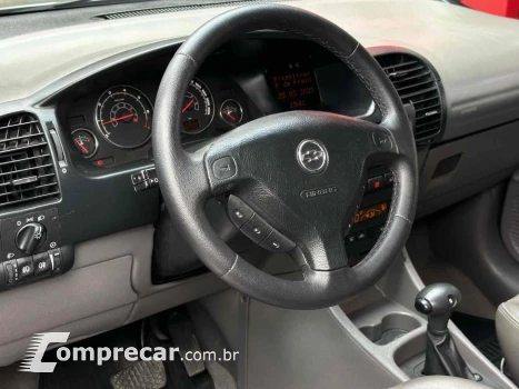 ZAFIRA 2.0 MPFI ELITE 8V FLEX 4P AUTOMÁTICO