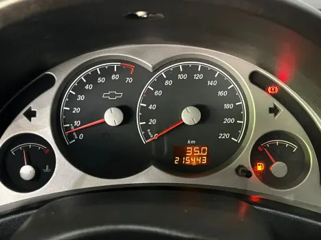 Corsa Sedan Premium 1.4 (Flex)