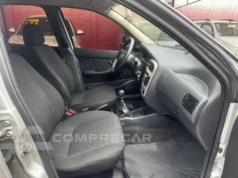 Palio 1.0 4P FIRE CELEBRATION ECONOMY