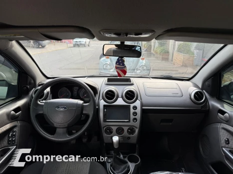 FIESTA 1.6 MPI Sedan 8V