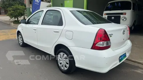 ETIOS 1.5 X Sedan 16V