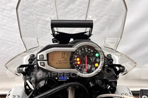 TRIUMPH TIGER 800 XCA