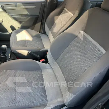 CELTA 1.0 MPFI LT 8V