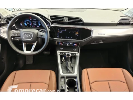 Q3 2.0 40 TFSI GASOLINA SPORTBACK PERFORMANCE QUATTRO TIPTRO