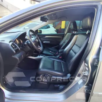 CITY Sedan EX 1.5 Flex 16V 4p Aut.