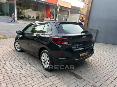 ONIX HATCH LT 1.0 12V Flex 5p Mec.