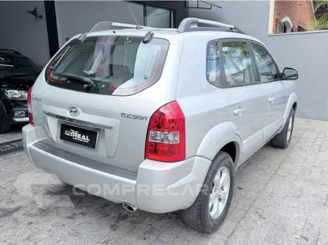 TUCSON 2.0 MPFI GLS 16V 143CV 2WD GASOLINA 4P AUTOMÁTICO