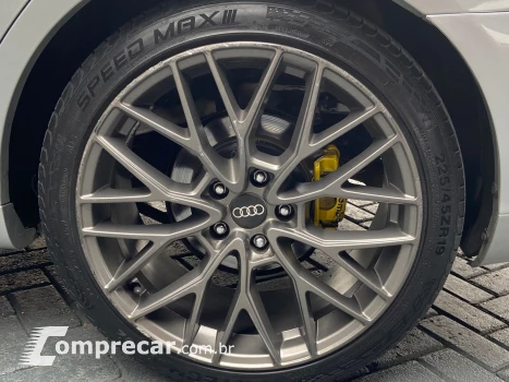AZERA 3.3 MPFI GLS Sedan V6 24V