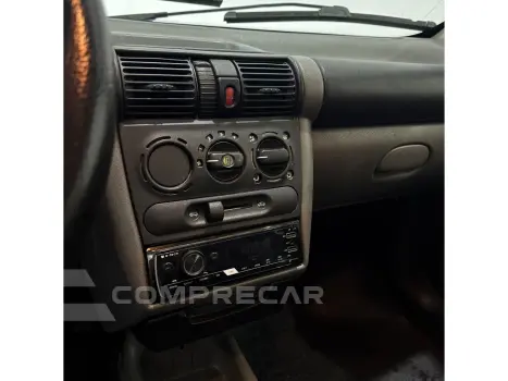 CLASSIC 1.0 MPFI LS 8V FLEX 4P MANUAL