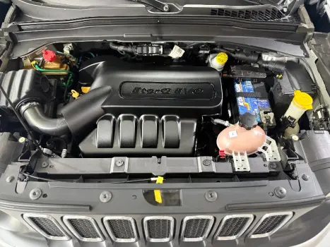 RENEGADE 1.8 16V Longitude