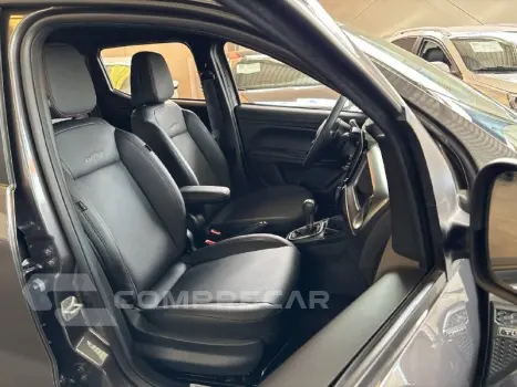 Strada Ultra 1.0 Flex Turbo CD Aut.