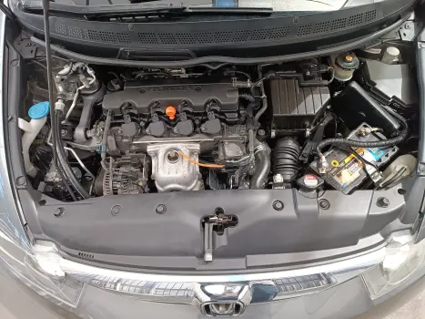 CIVIC 1.8 LXL 16V