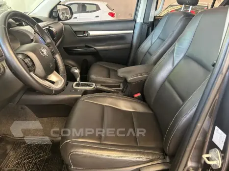 HILUX 2.8 D-4D TURBO DIESEL CD SR 4X4 AUTOMÁTICO