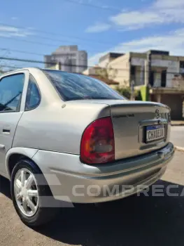 CORSA 1.6 MPFI GLS Sedan 8V