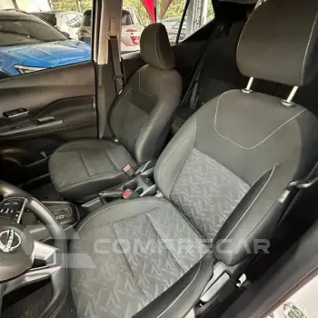 KICKS 1.6 XPLAY CVT