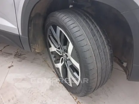 TAOS 1.4 250 TSI TOTAL FLEX HIGHLINE AUTOMÁTICO