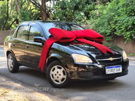 CLASSIC 1.0 MPFI LS 8V FLEX 4P MANUAL