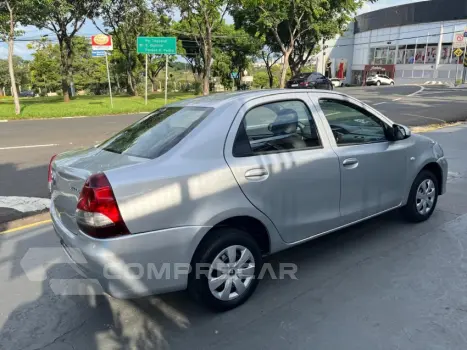 ETIOS 1.5 X Sedan 16V
