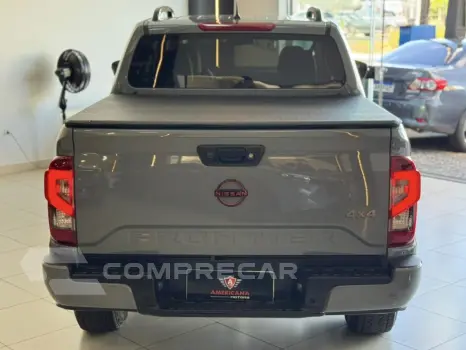 Frontier 2.3 16V PRO4X CABINE DUPLA 4X4 BI-TURBO DIESEL AUTO