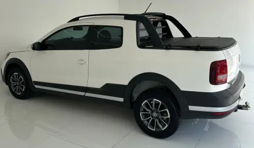 SAVEIRO 1.6 Cross CD 16V
