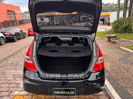 i30 2.0 16V 145cv 5p Mec.