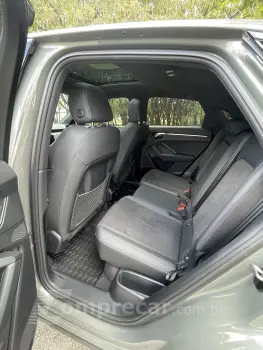 Q3 2.0 40 TFSI Sportback Performance Black Quattro