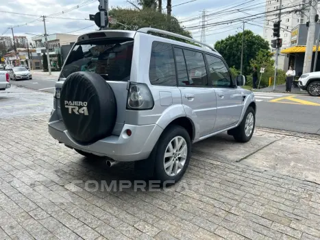 PAJERO TR4 2.0 4X2 16V 140CV FLEX 4P AUTOMÁTICO