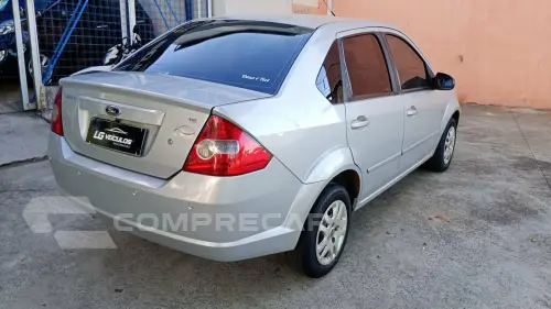 FIESTA 1.6 MPI First Sedan 8V