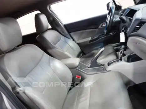 CIVIC - 1.8 LXS 16V 4P AUTOMÁTICO