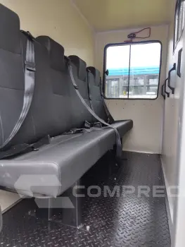 Delivery Express 2.8 Prime Diesel (Carroceria + Cabine suple