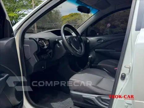ETIOS 1.5 X Plus Sedan 16V