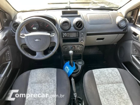 Fiesta Sedan 1.0 8V Flex 4p