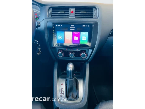 JETTA 2.0 COMFORTLINE 120CV FLEX 4P TIPTRONIC