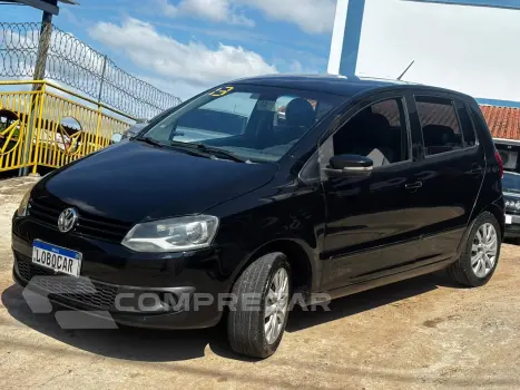 Volkswagen Fox 1.0 VHT (Flex) 4p 4 portas