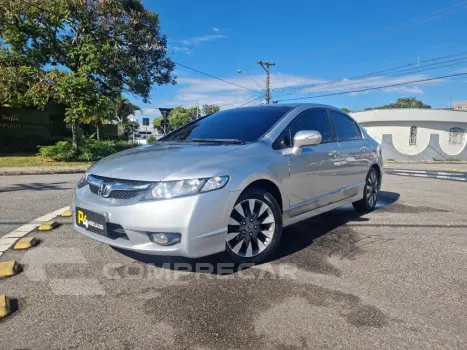 Honda Civic 4 portas