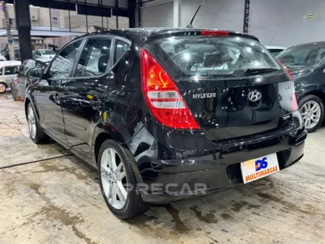 I30 - 2.0 MPFI GLS 16V 4P MANUAL