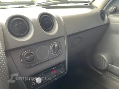 CELTA 1.0 MPFI Life 8V