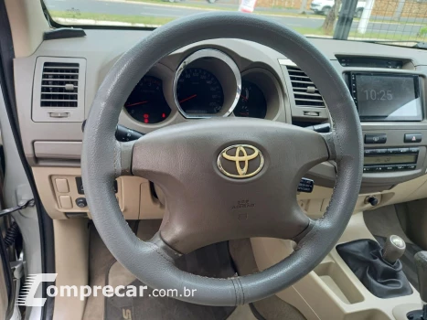 Hilux SW4 3.0 16V 4P SRV 4X4 TURBO DIESEL AUTOMÁTICO
