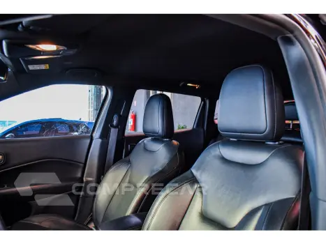 COMPASS 2.0 16V DIESEL S 4X4 AUTOMÁTICO