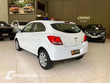 Onix Hatch 1.4 4P FLEX LT
