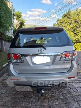 HILUX 3.0 SRV 4X4 CD 7 Lugares 16V Turbo Intercooler