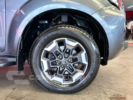 FRONTIER 2.3 16V TURBO DIESEL PLATINUM CD 4X4 AUTOMÁTICO