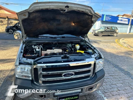 F-250 XLT 4.2 180cv CD TB Diesel