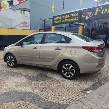 HB20S Premium 1.6 Flex 16V Aut. 4p