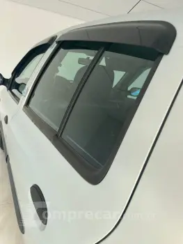 CLIO 1.0 Expression 8V