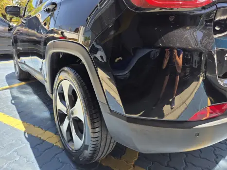 COMPASS 2.0 16V FLEX LONGITUDE AUTOMÁTICO